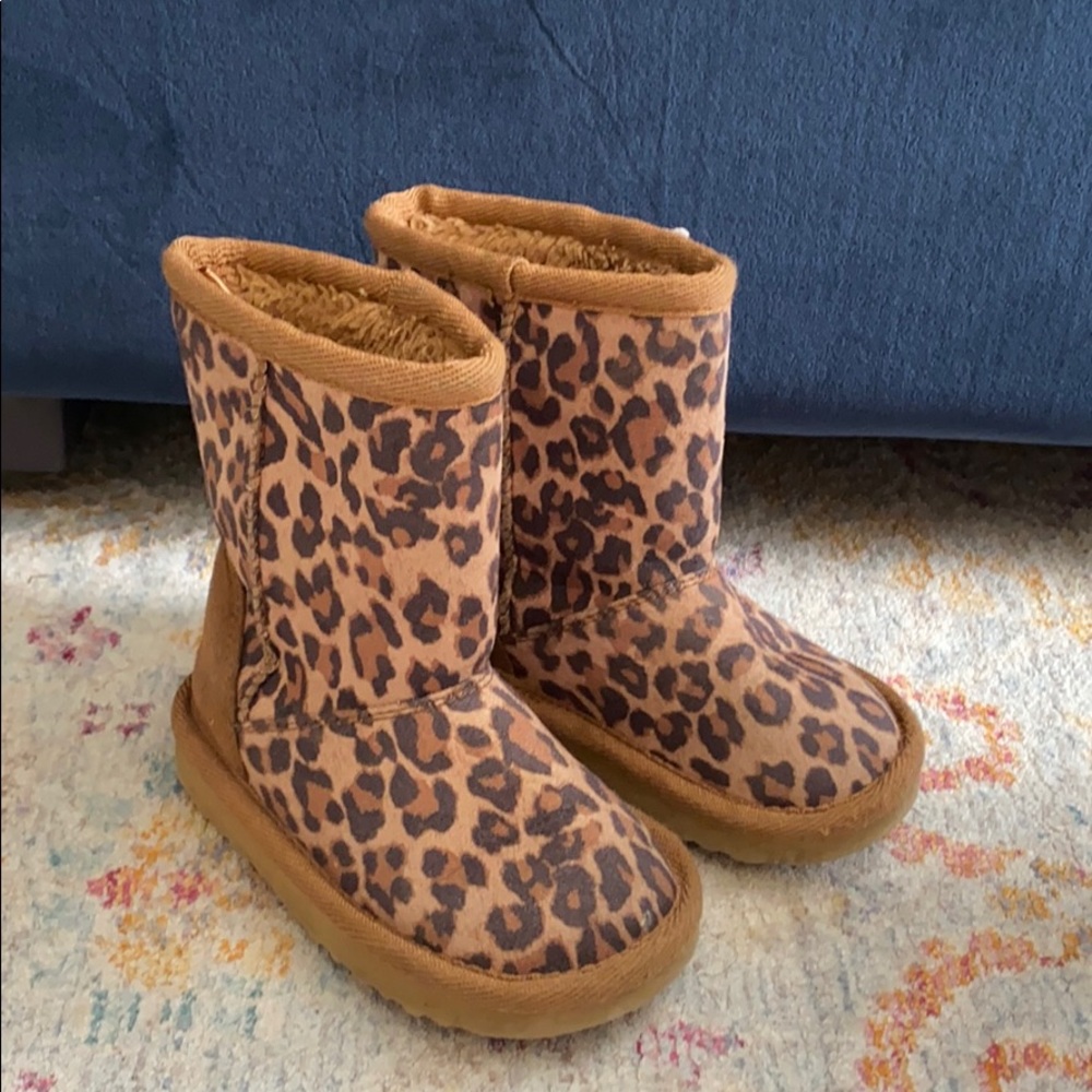 Leopard booties
